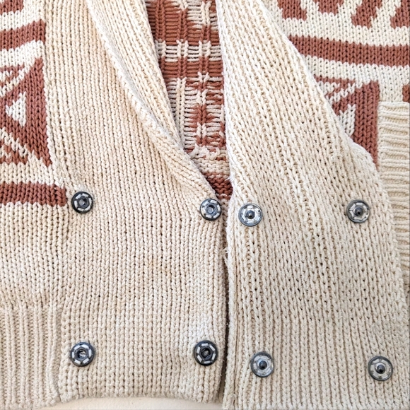 GOLDEN by TNA Cardigan - Picture 3 of 8
